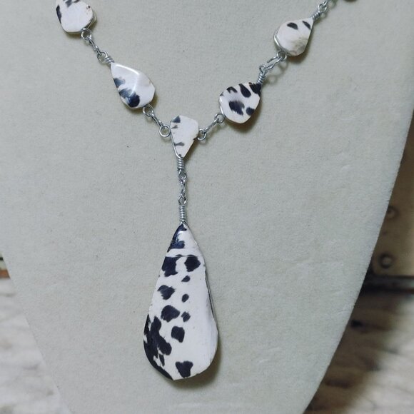 Dalmatian Mother of Pearl Necklace Wire Wrapped Teardrop Pendant 24 Inch Silver - Picture 12 of 12